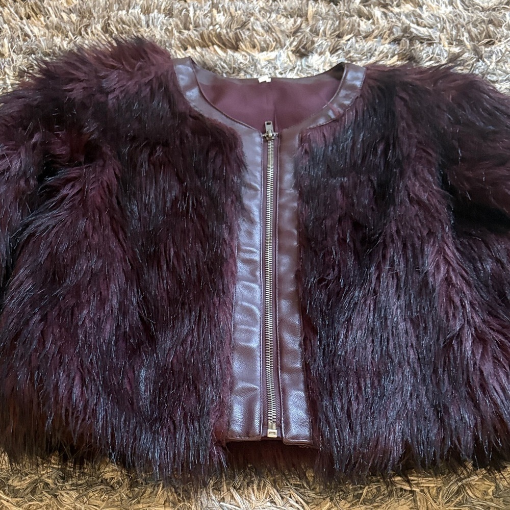 NWOT! Luxurious Burgundy Faux Fur Jacket, Size XS - Picture 3 of 12